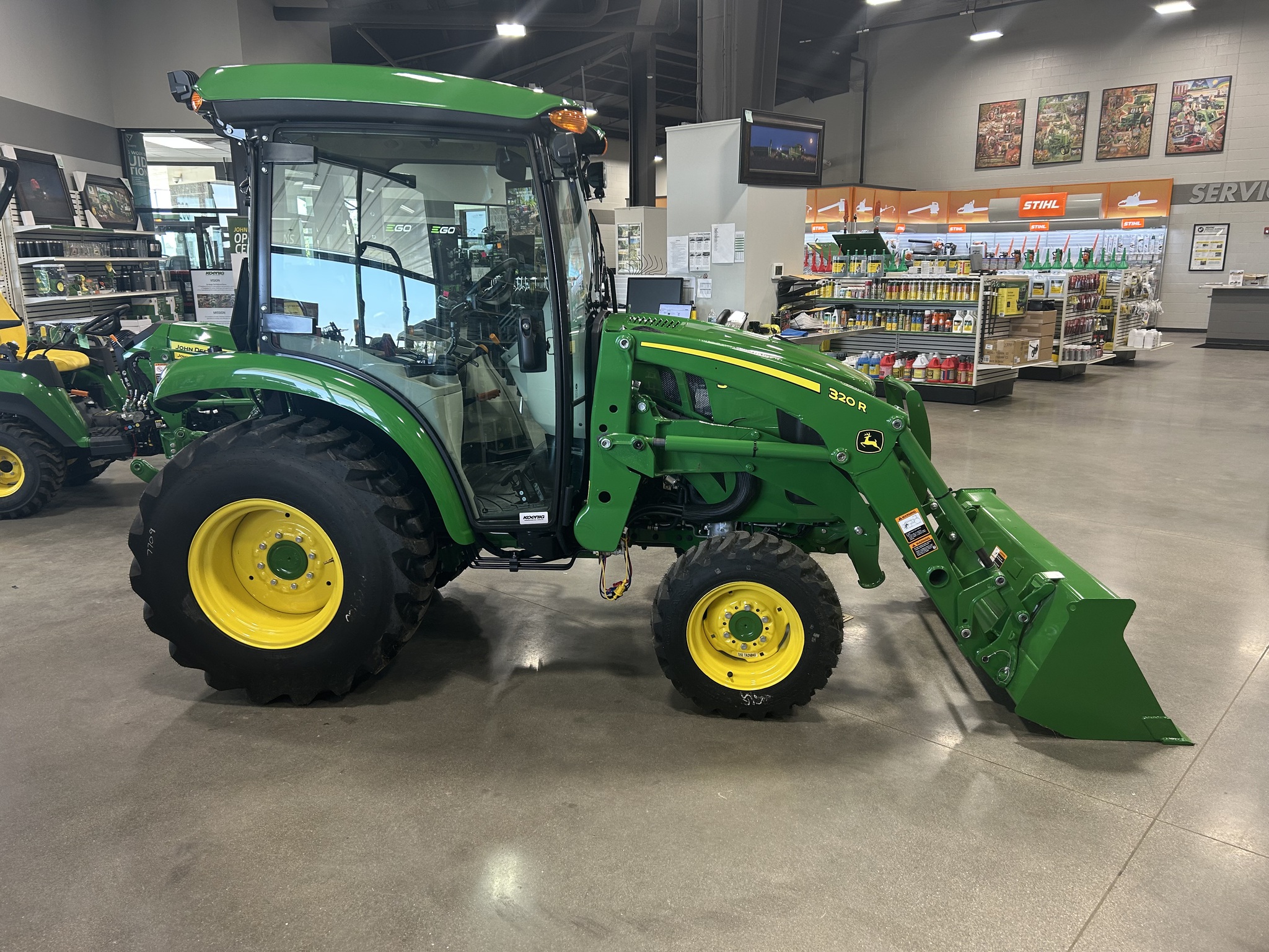 New In-Stock 2026 John Deere 3039R Compact Utility Tractors at Koenig Equipment in Franklin, IN - PhotoXL6
