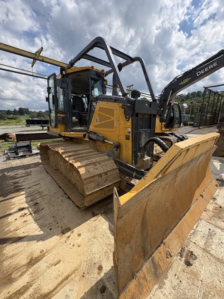 2024 John Deere 700L