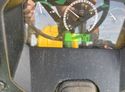 Used 2021 John Deere 5045E Utility Tractors at Koenig Equipment in Franklin, IN - Photo9
