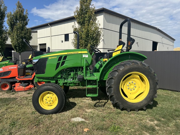 Used 2021 John Deere 5045E Utility Tractors at Koenig Equipment in Franklin, IN - Photo1