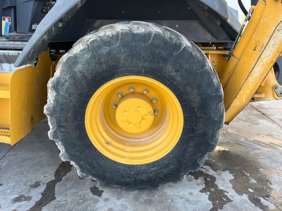 2024 John Deere 320 P-Tier