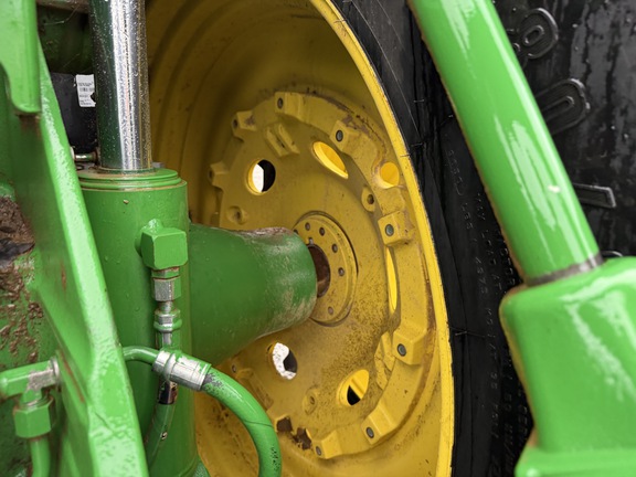 Photo of 2019 John Deere 8245R