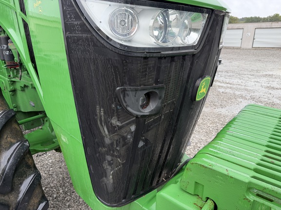 Photo of 2019 John Deere 8245R
