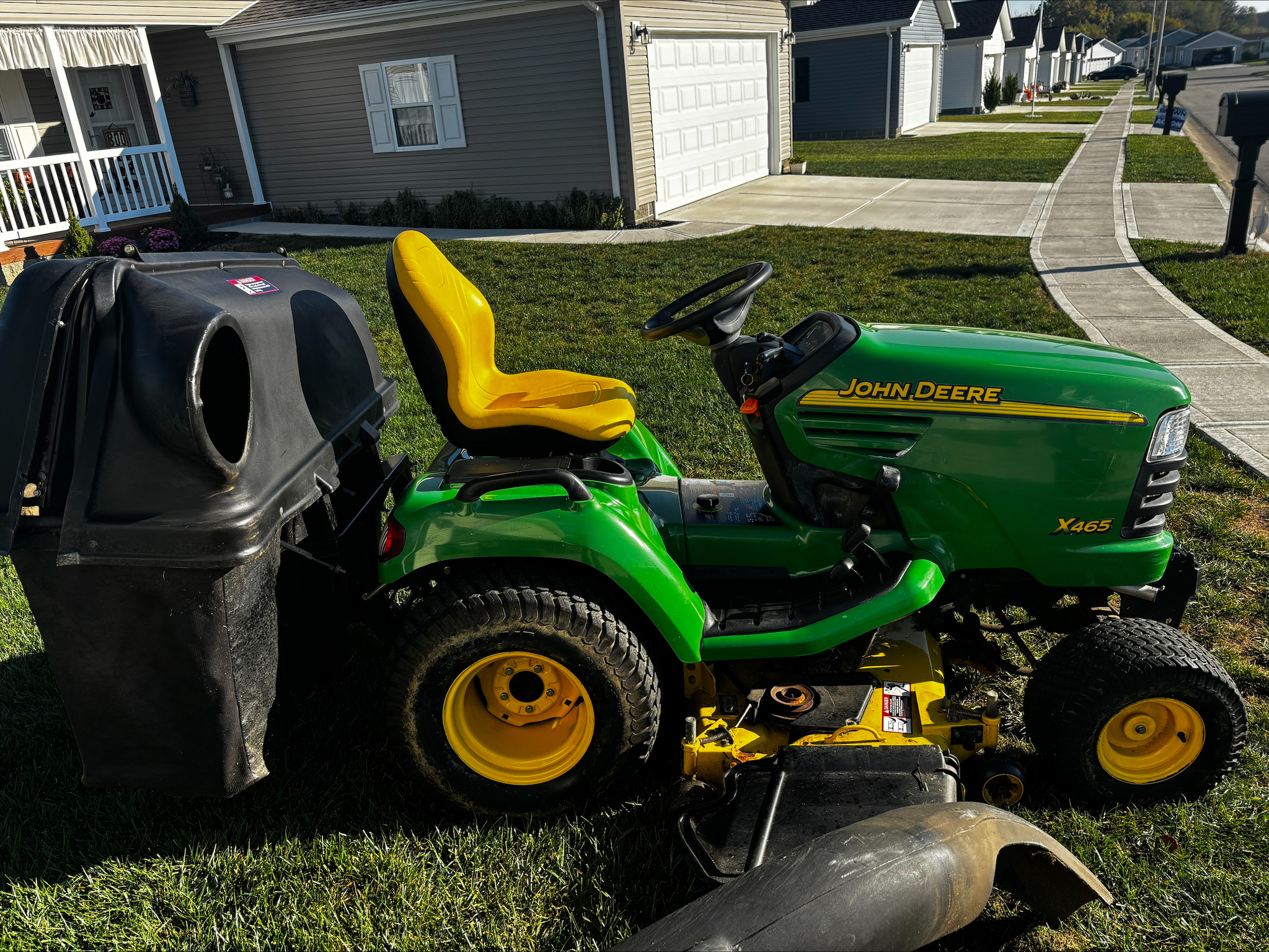 Used 2002 John Deere X465 Lawn & Garden Tractors at Koenig Equipment in Tipp City, OH - PhotoXL3