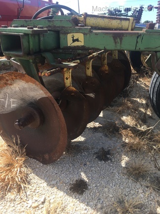 John Deere 1630 Image 4