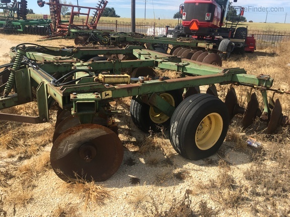 John Deere 1630 Image 3