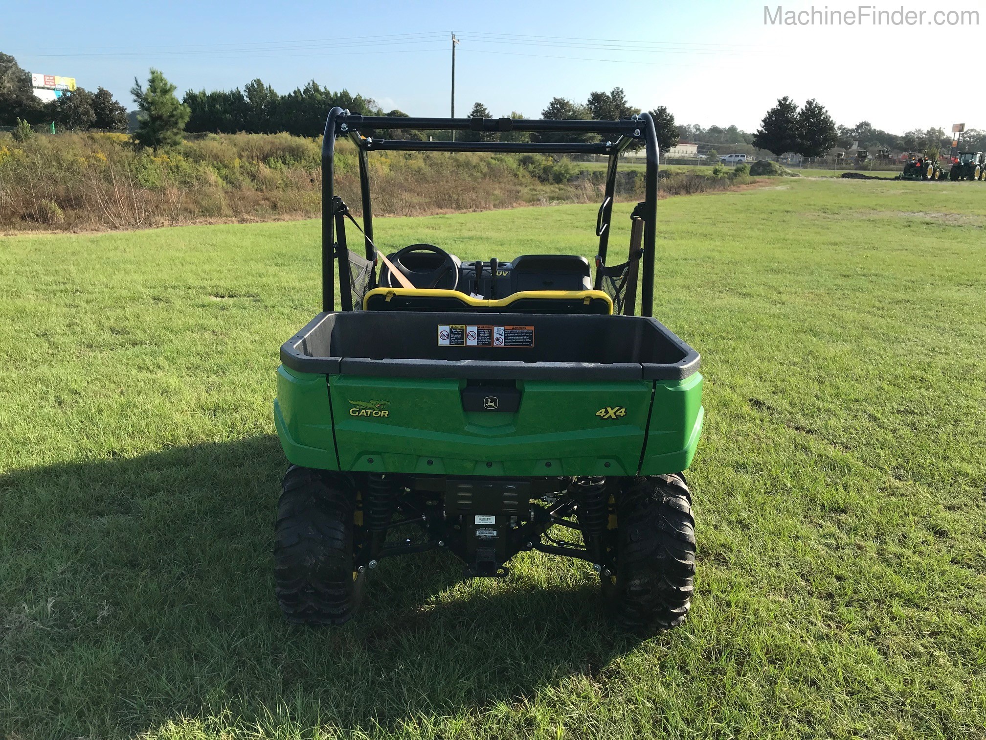 2020 John Deere 560E Image 5