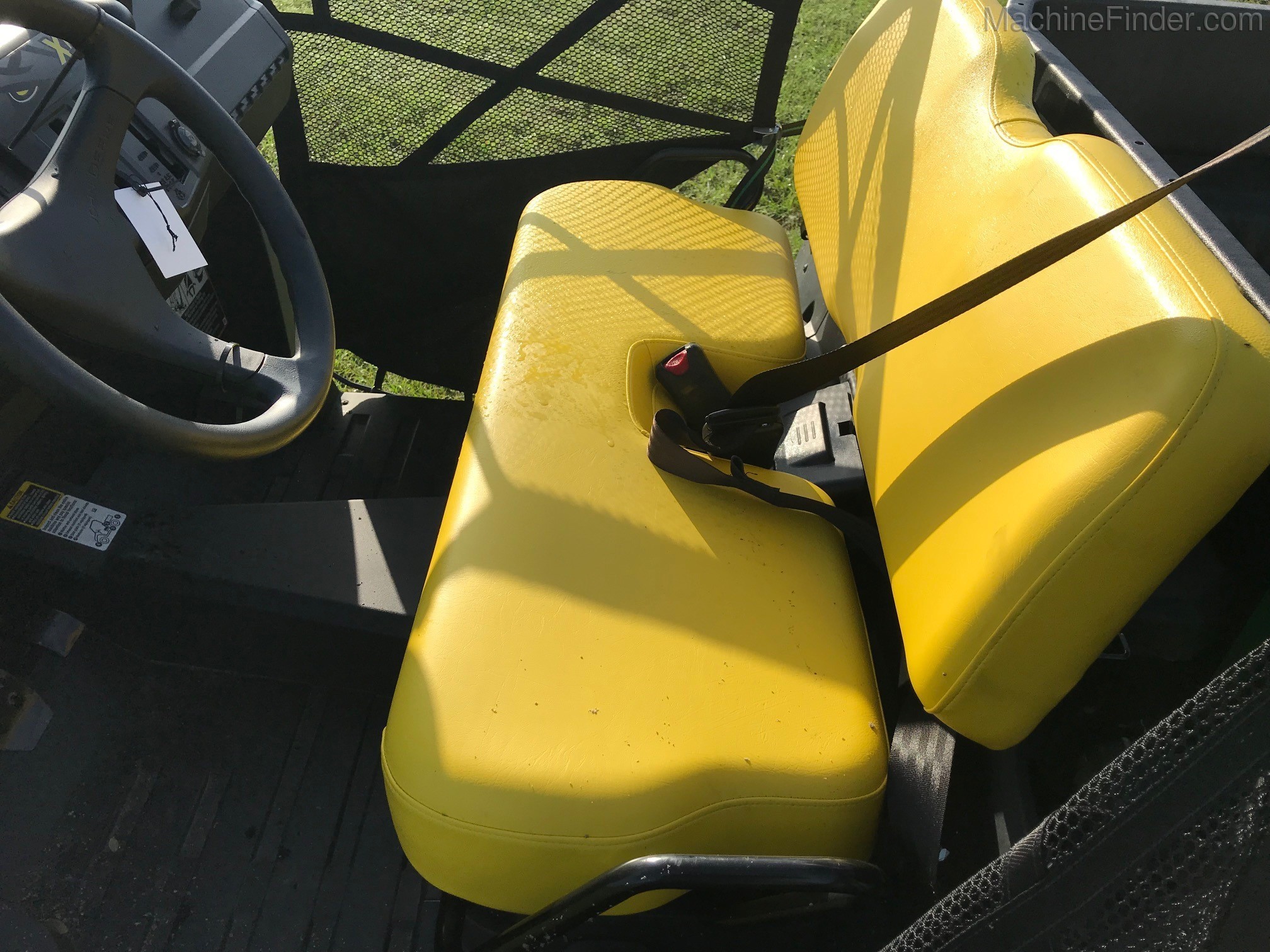 2020 John Deere 560E Image 8