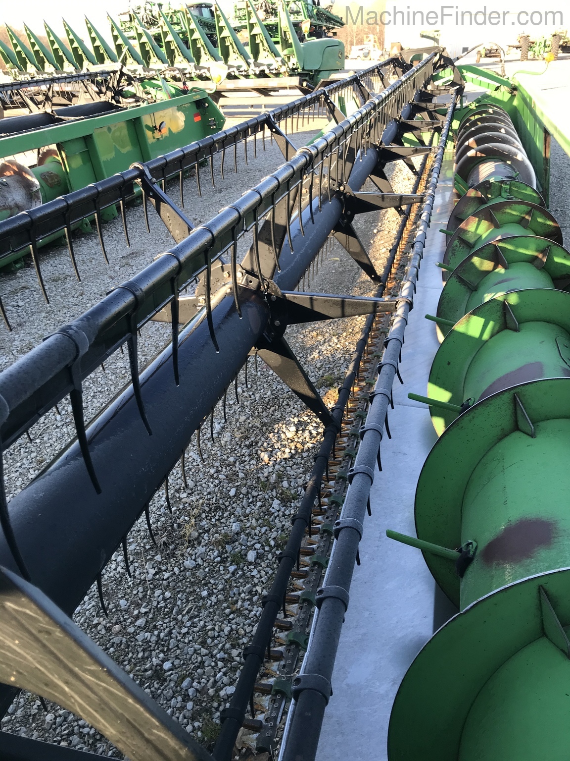 2003 John Deere 630F Image 10