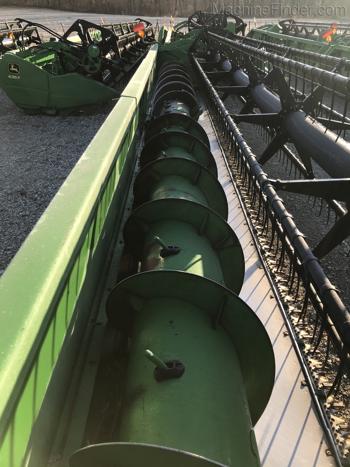 2003 John Deere 630F Image 4