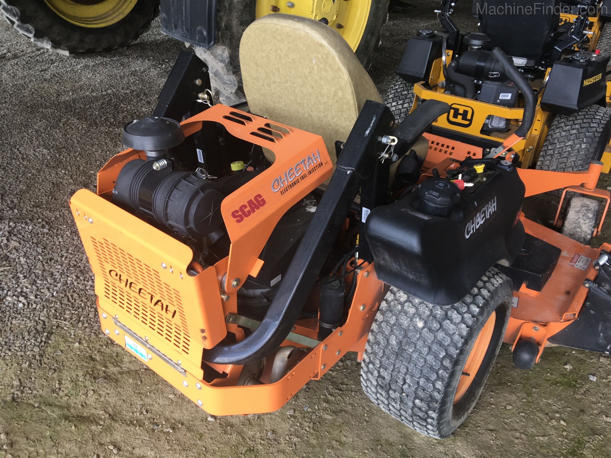 2017 Scag SCZ72V-35CV-EFI 35HP Image 7