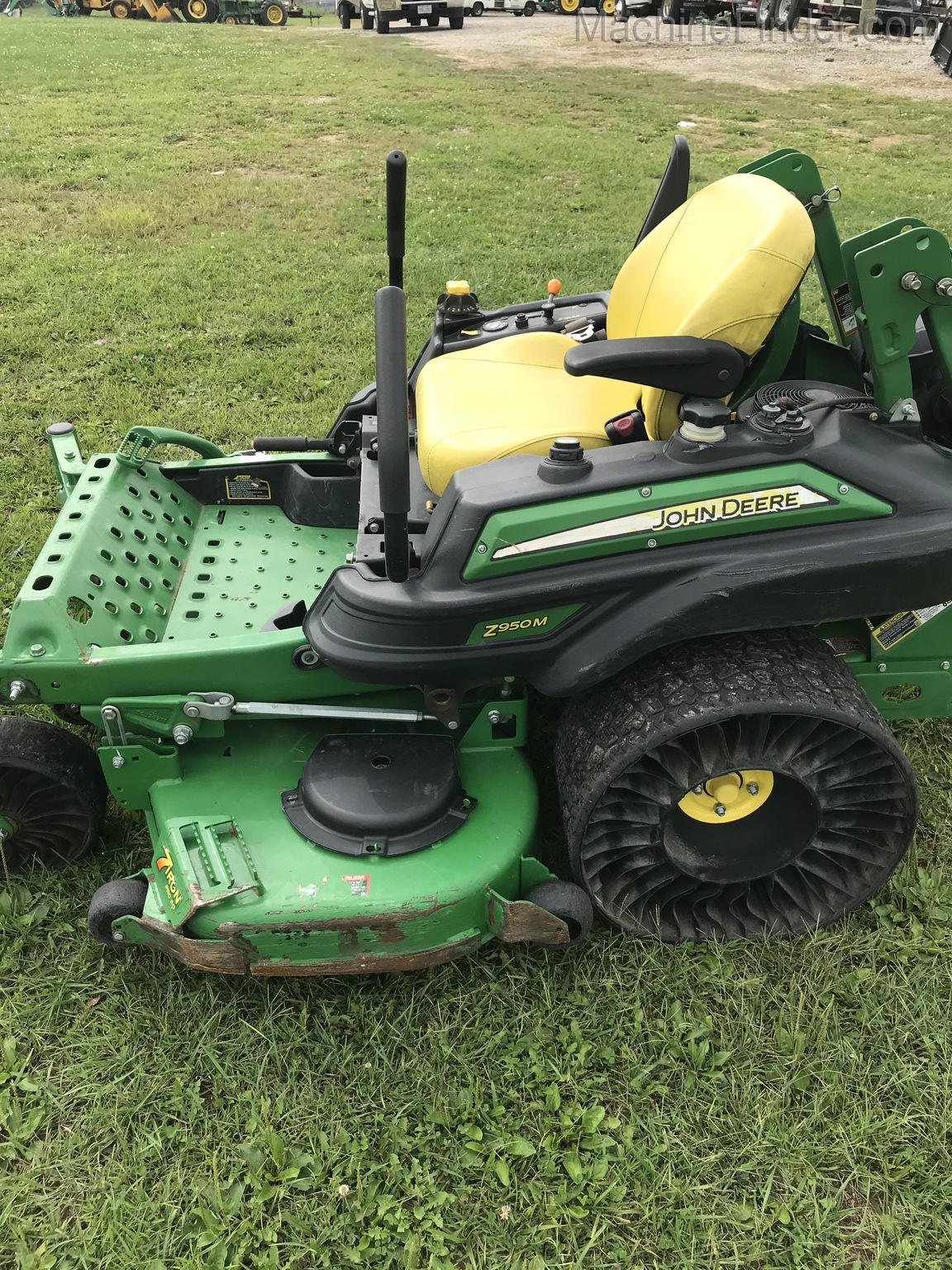 2017 John Deere Z950M Image 2