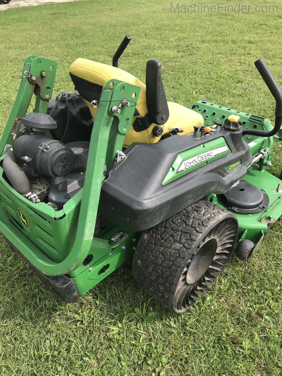 2017 John Deere Z950M Image 5