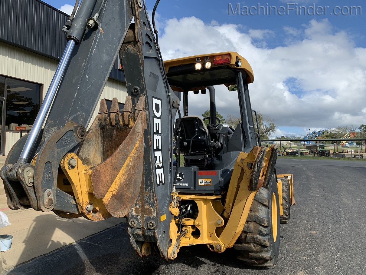 2015 John Deere 310L Image 6
