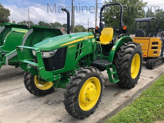 2018 John Deere 5065E Image 1