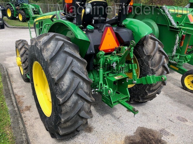 2018 John Deere 5065E Image 6