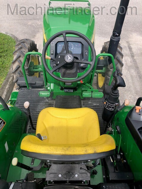 2018 John Deere 5065E Image 8