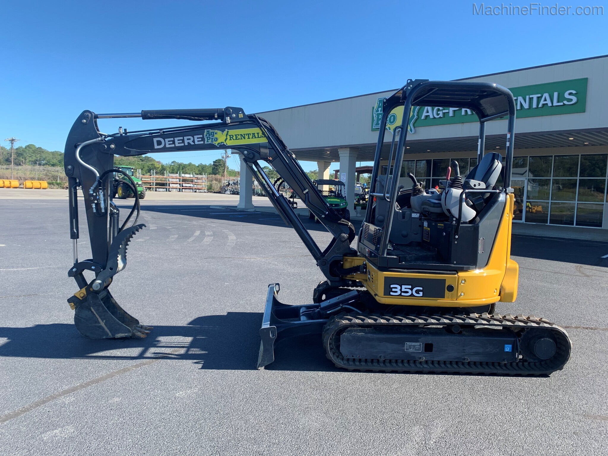 2019 John Deere 35G Image 2