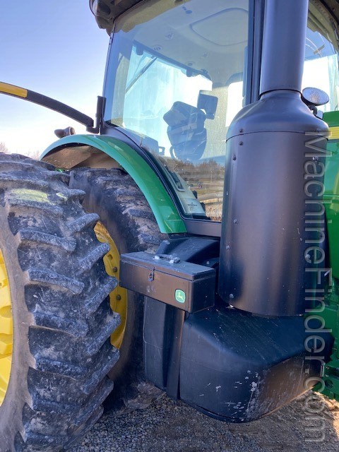 2011 John Deere 8335R Image 18