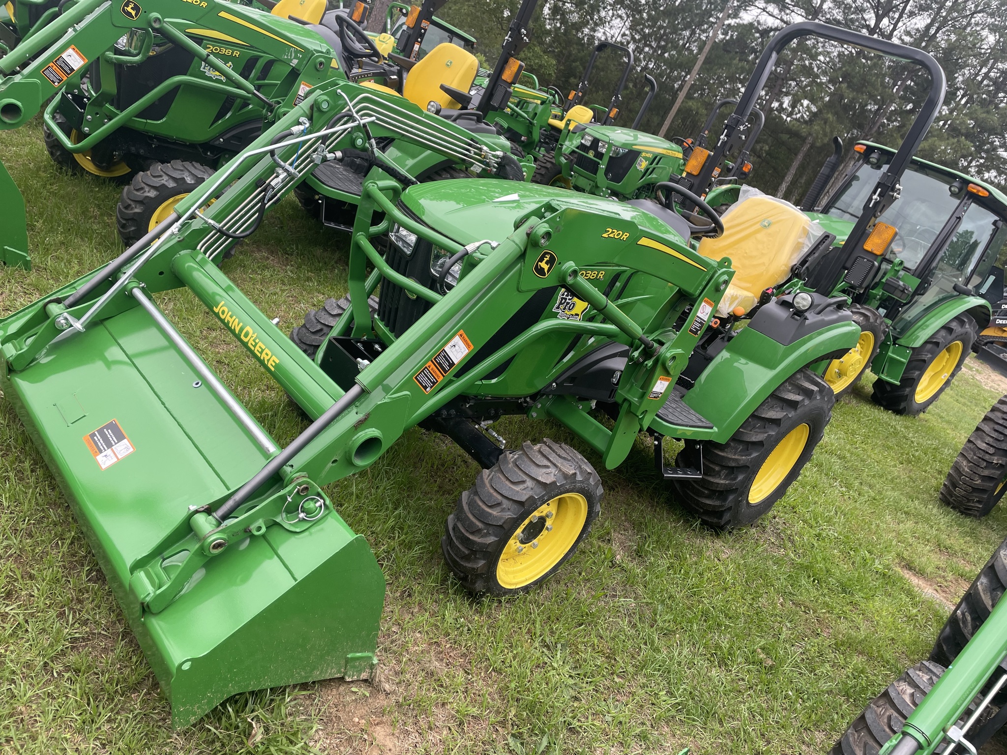2024 John Deere 2038R Image 5