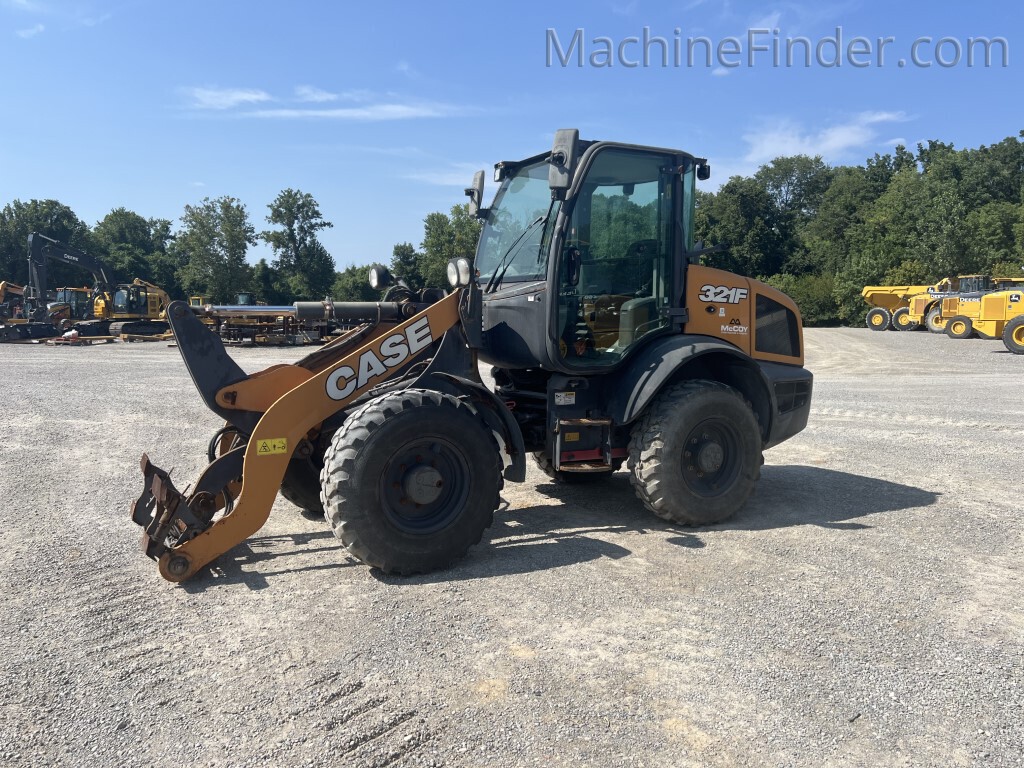 2018 Case 321F | Compact Loaders | MachineFinder