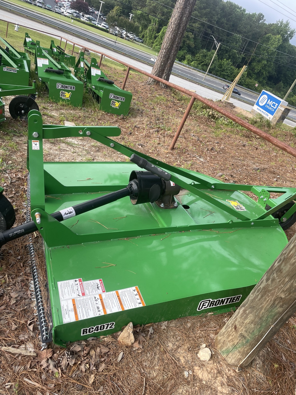 2023 Frontier RC4072 Image 3