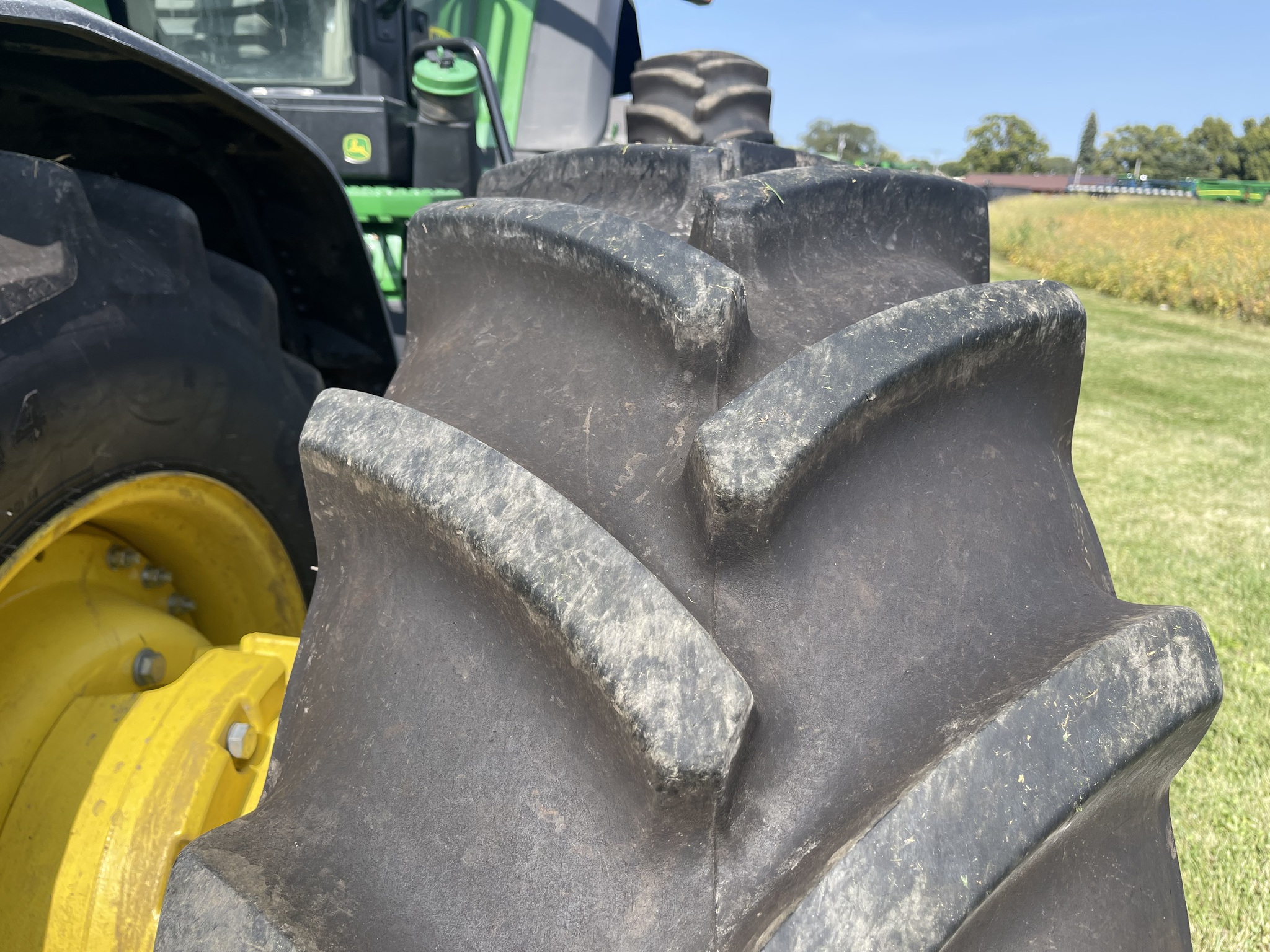  2023 John Deere 8R 370 at Heritage Tractor in Monmouth, IL