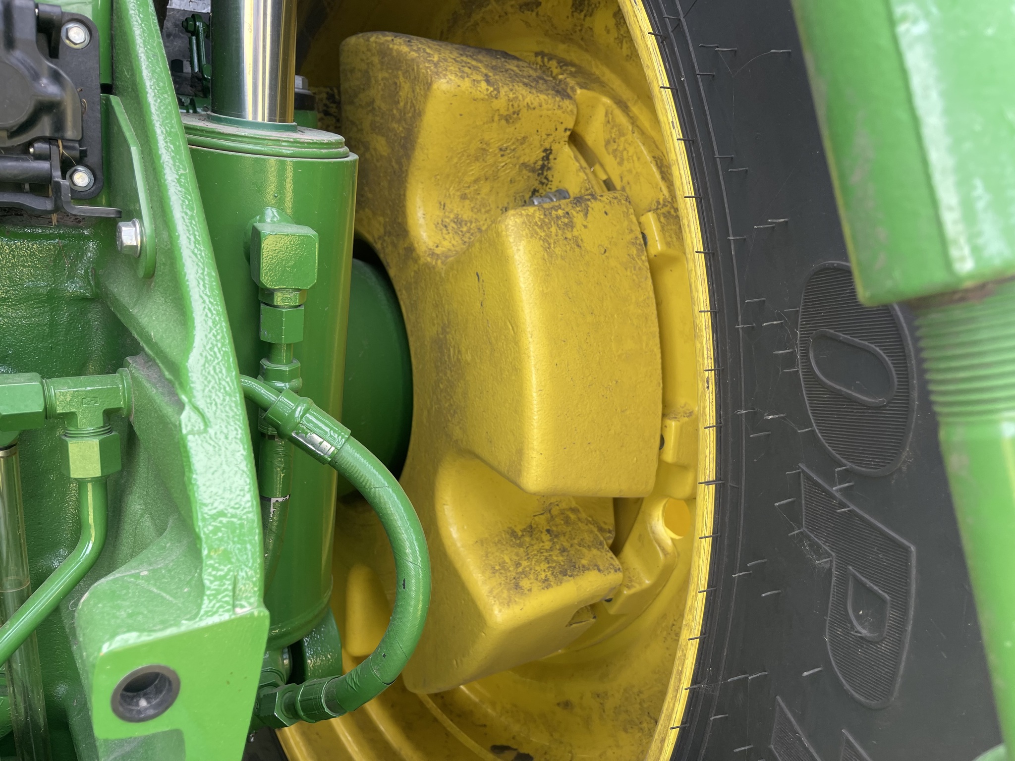  2023 John Deere 8R 370 at Heritage Tractor in Monmouth, IL