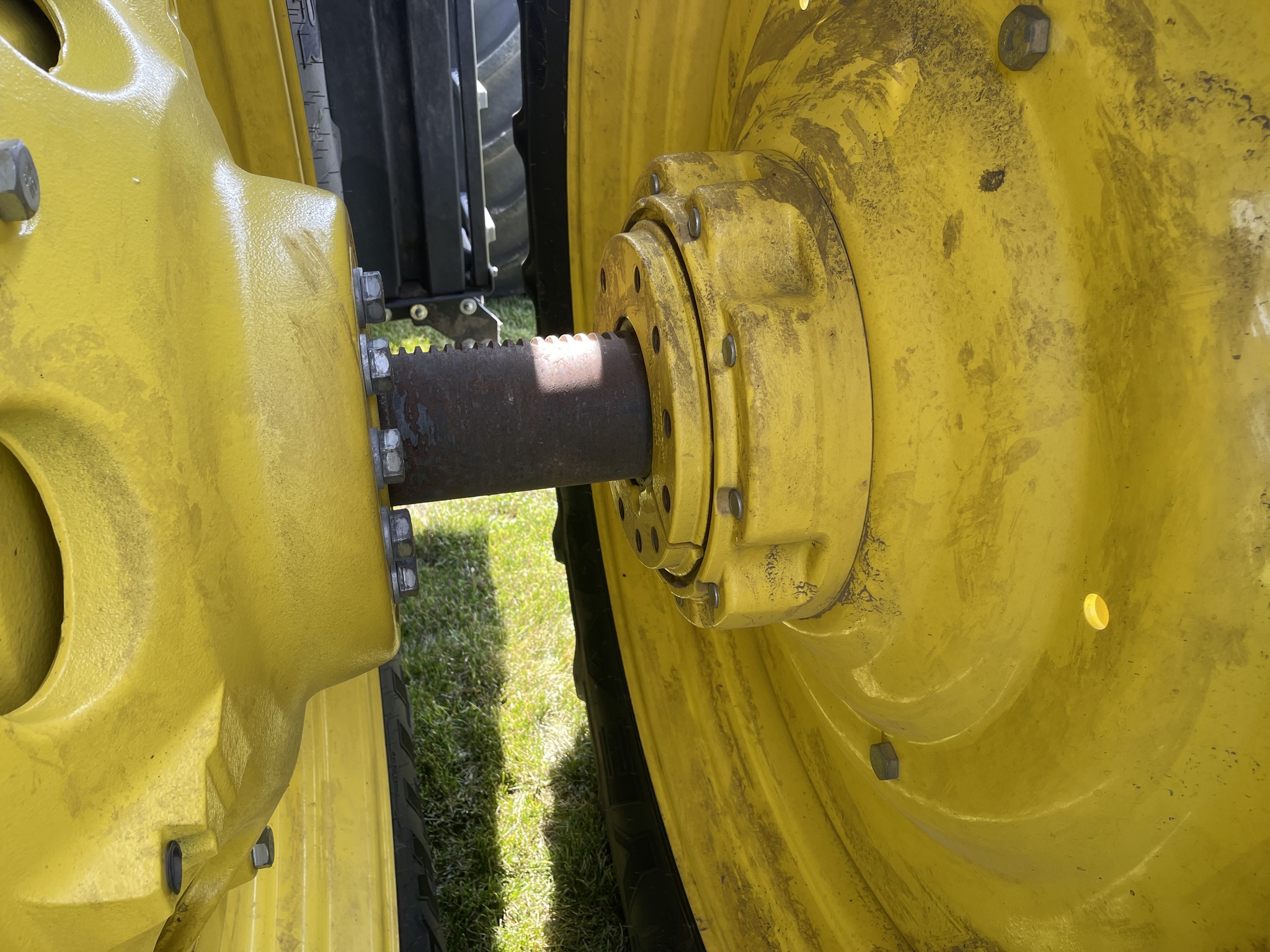  2023 John Deere 8R 370 at Heritage Tractor in Monmouth, IL