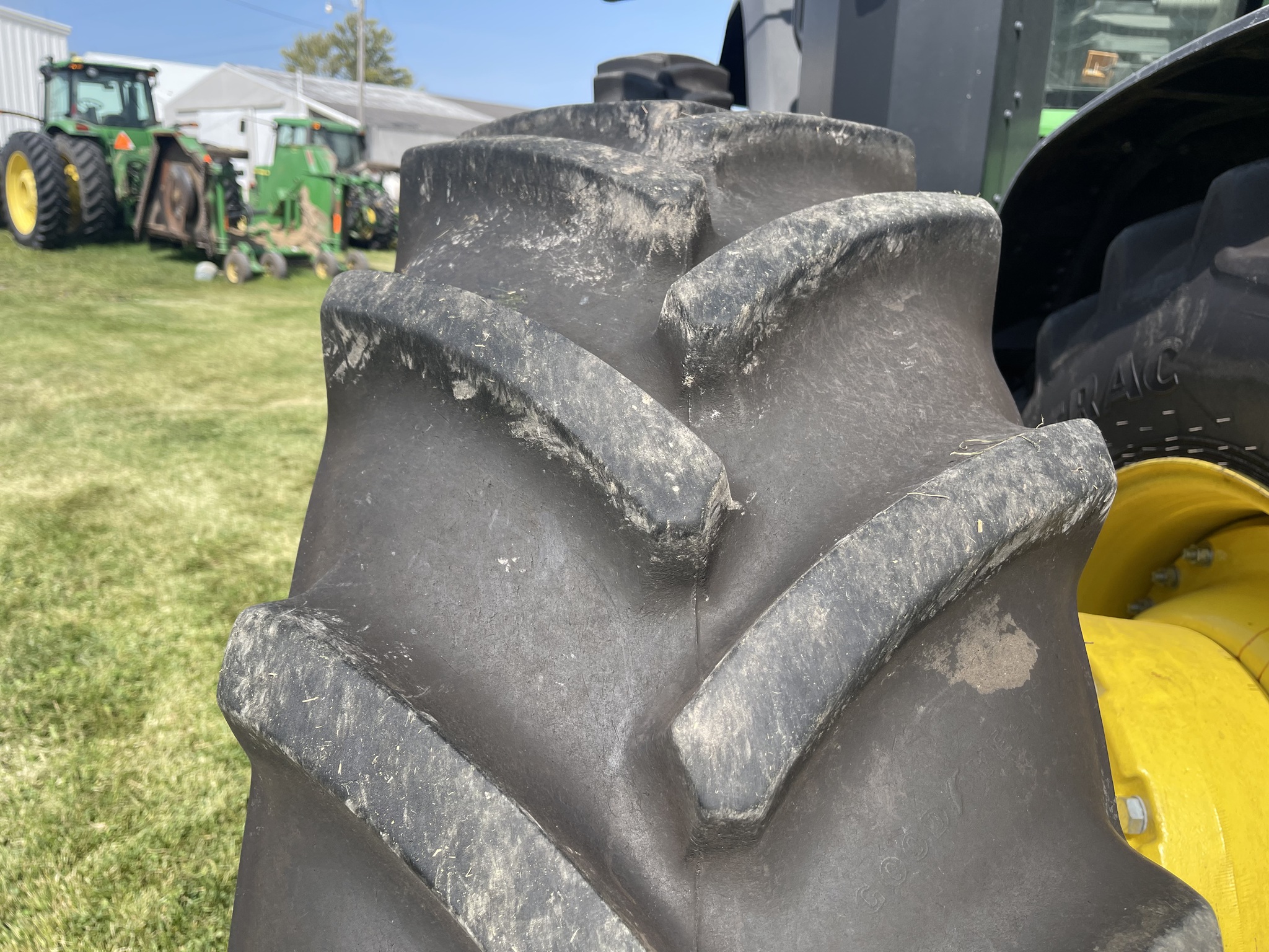  2023 John Deere 8R 370 at Heritage Tractor in Monmouth, IL