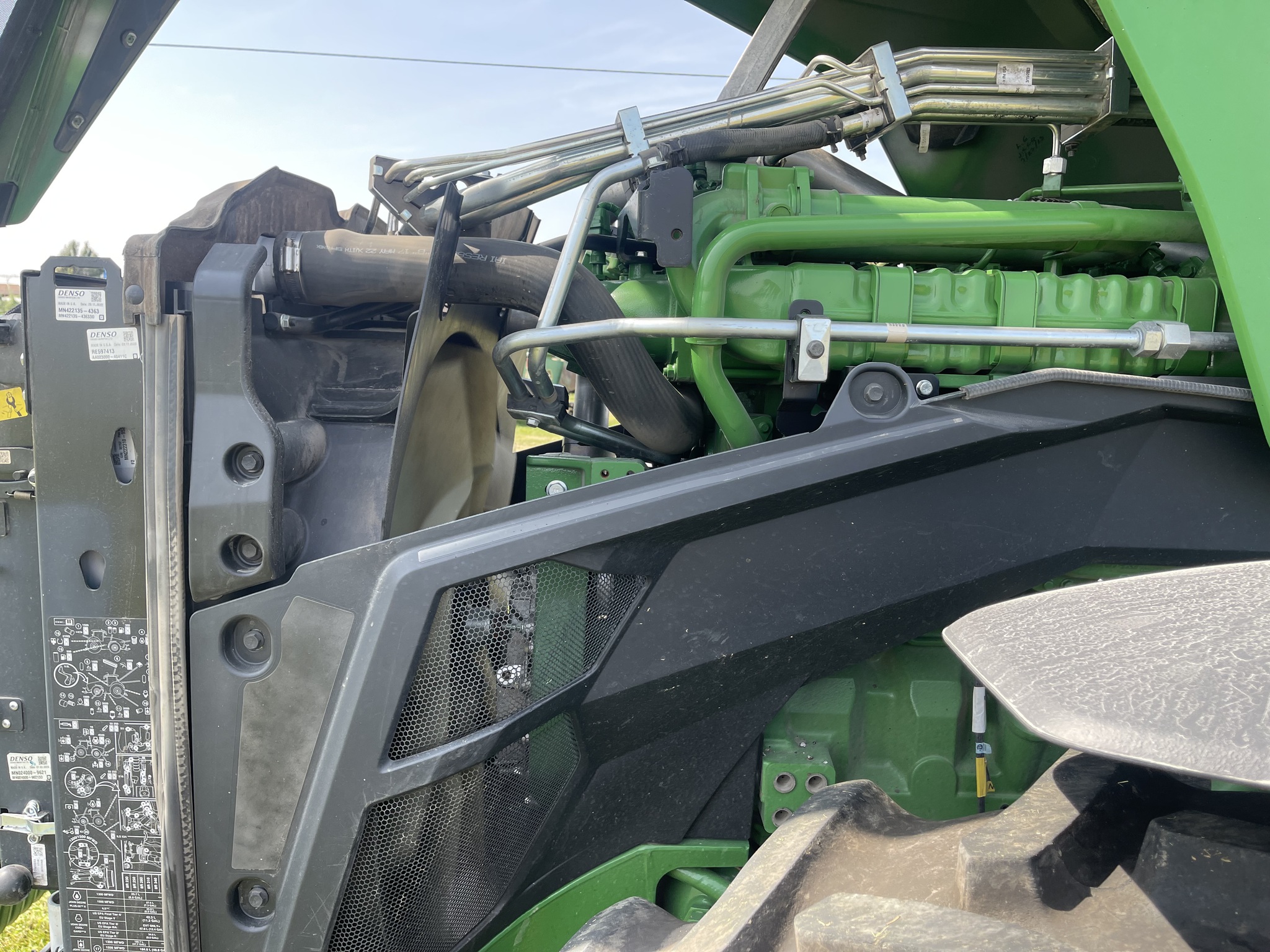  2023 John Deere 8R 370 at Heritage Tractor in Monmouth, IL