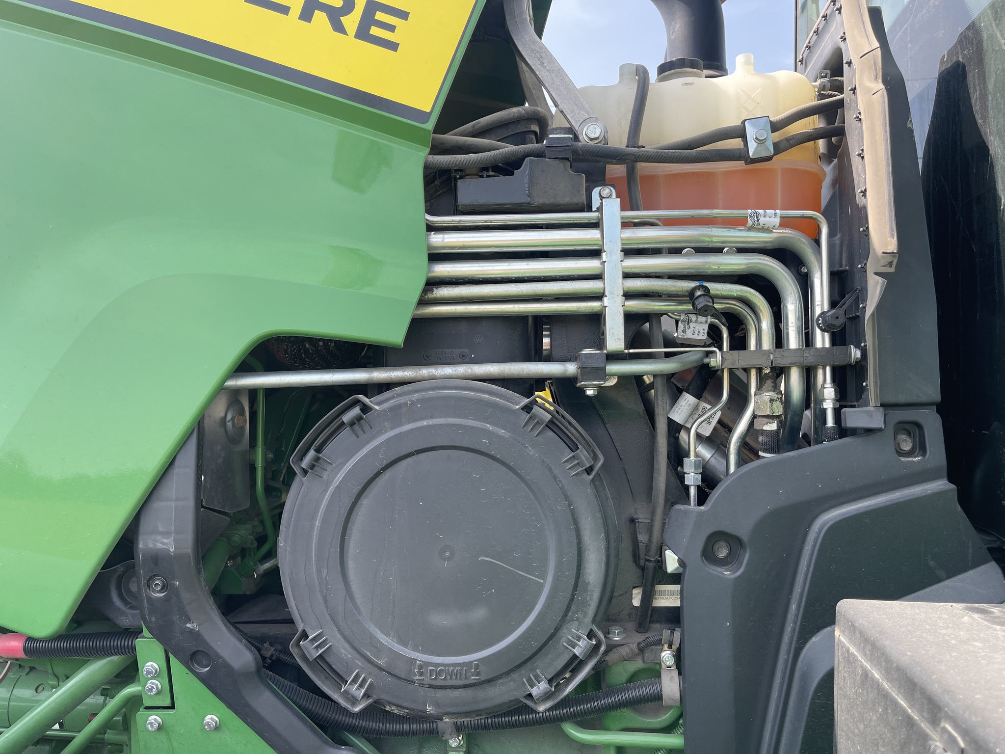  2023 John Deere 8R 370 at Heritage Tractor in Monmouth, IL