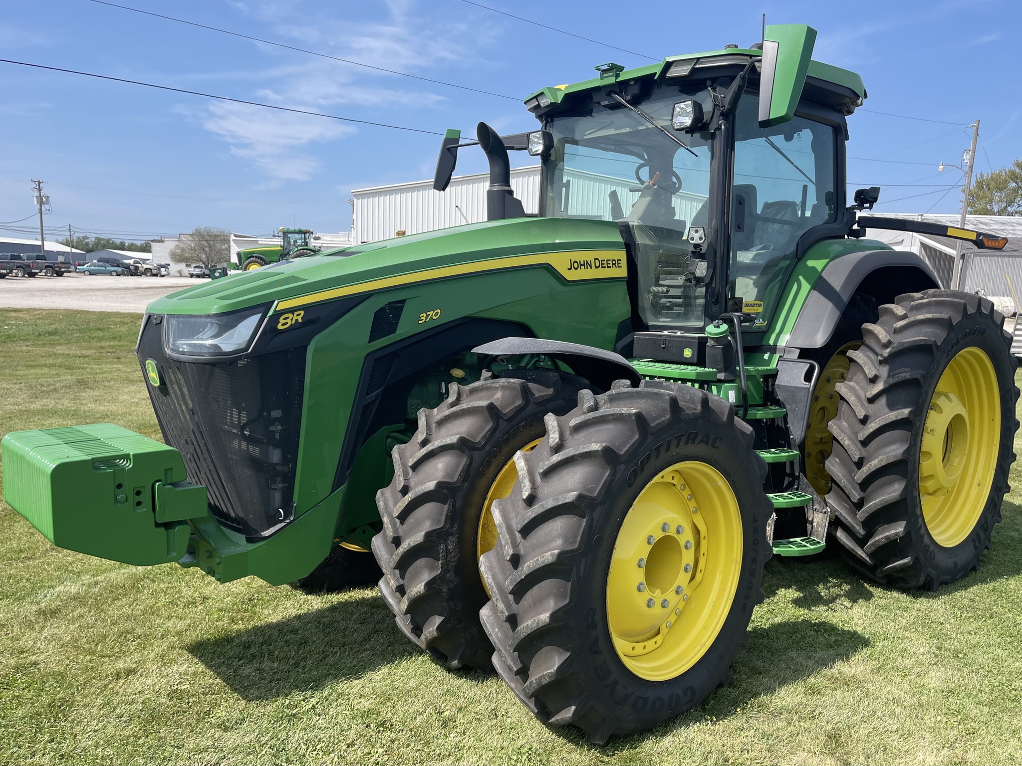  2023 John Deere 8R 370 at Heritage Tractor in Monmouth, IL