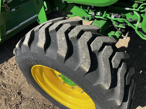 2018 John Deere 4066R - Photo10