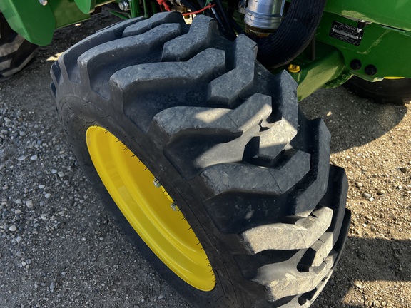 2018 John Deere 4066R - Photo11