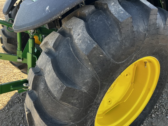 2018 John Deere 4066R - Photo13