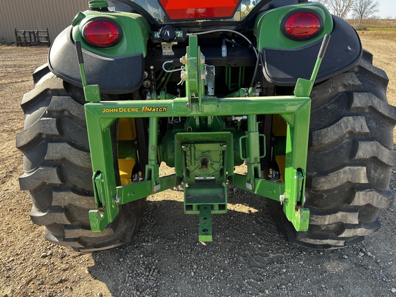 2018 John Deere 4066R - Photo23