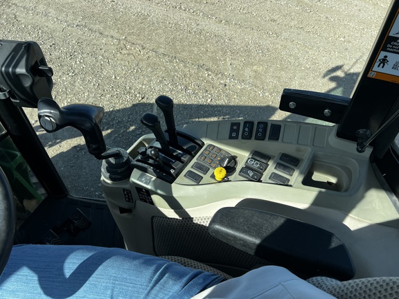 2018 John Deere 4066R - Photo28