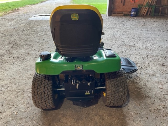 2022 John Deere X384 Image 7