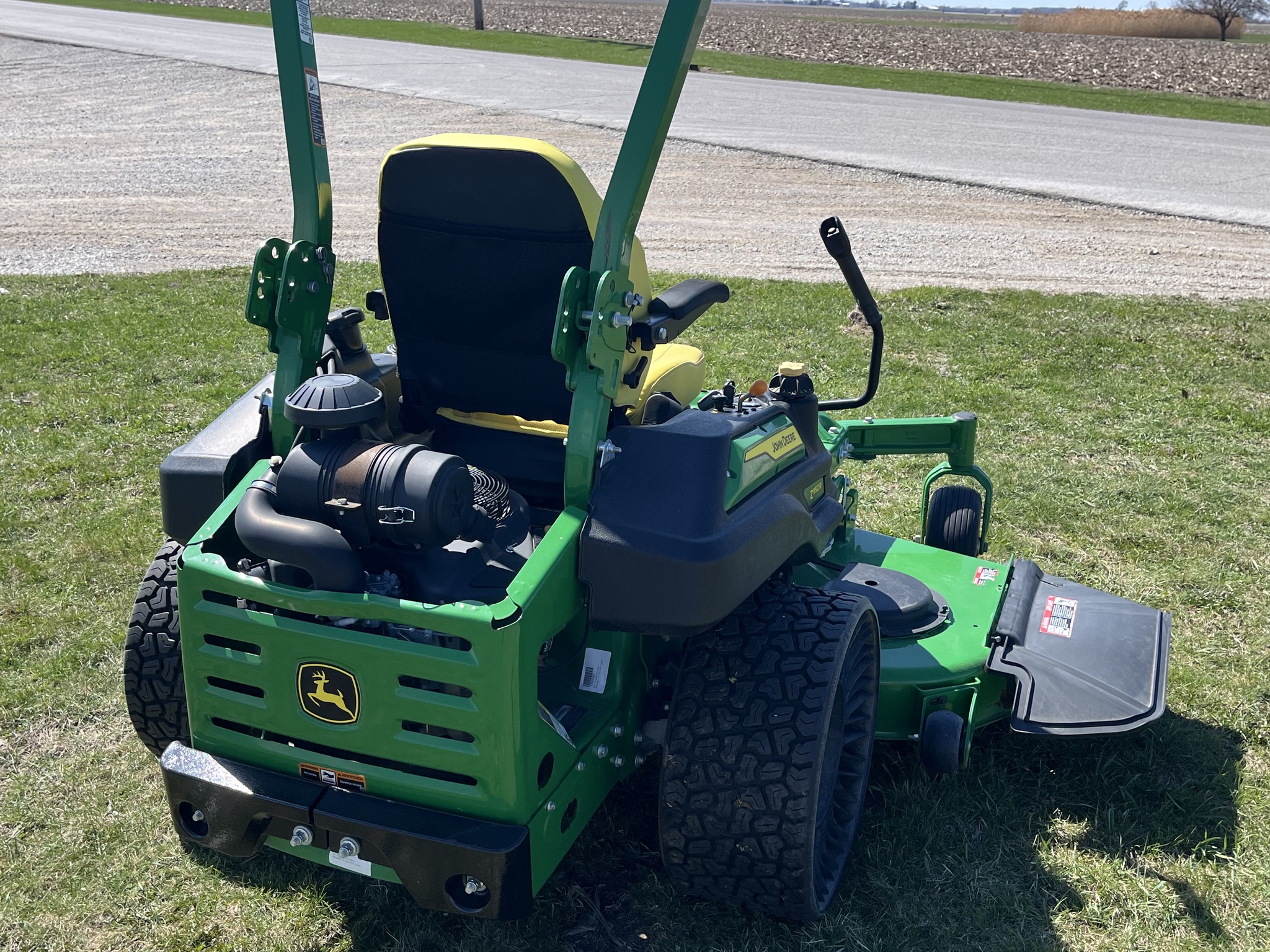 2023 John Deere Z950R Image 6