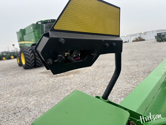 Photo of 2021 John Deere RD40F