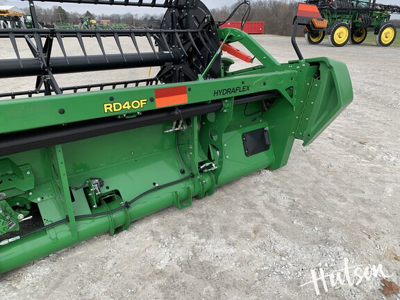 Photo of 2021 John Deere RD40F