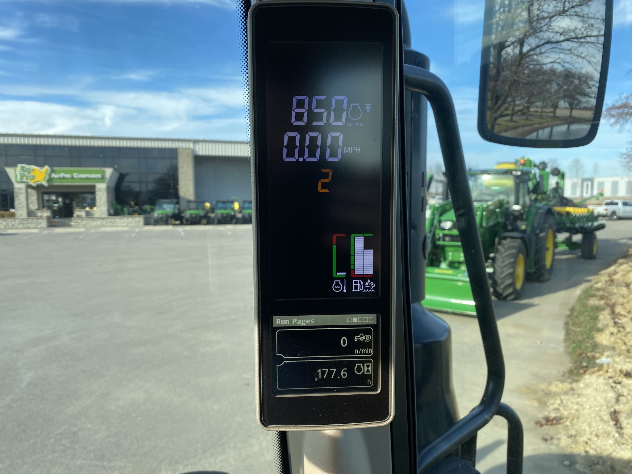 2023 John Deere 6110M Image 9