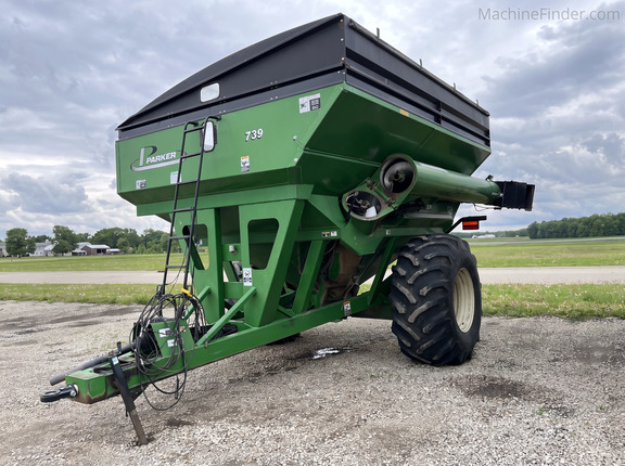 2010 Parker 739 - Photo2