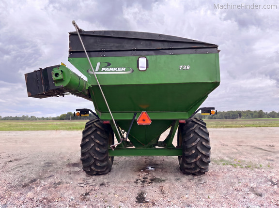 2010 Parker 739 - Photo7