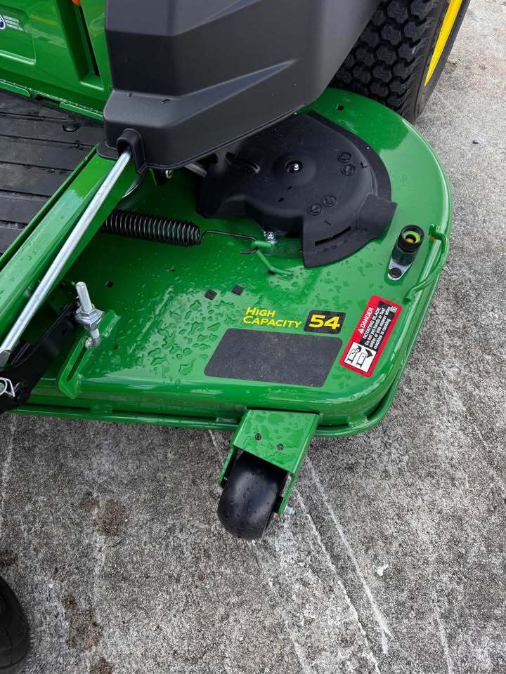 2025 John Deere Z530M Image 5