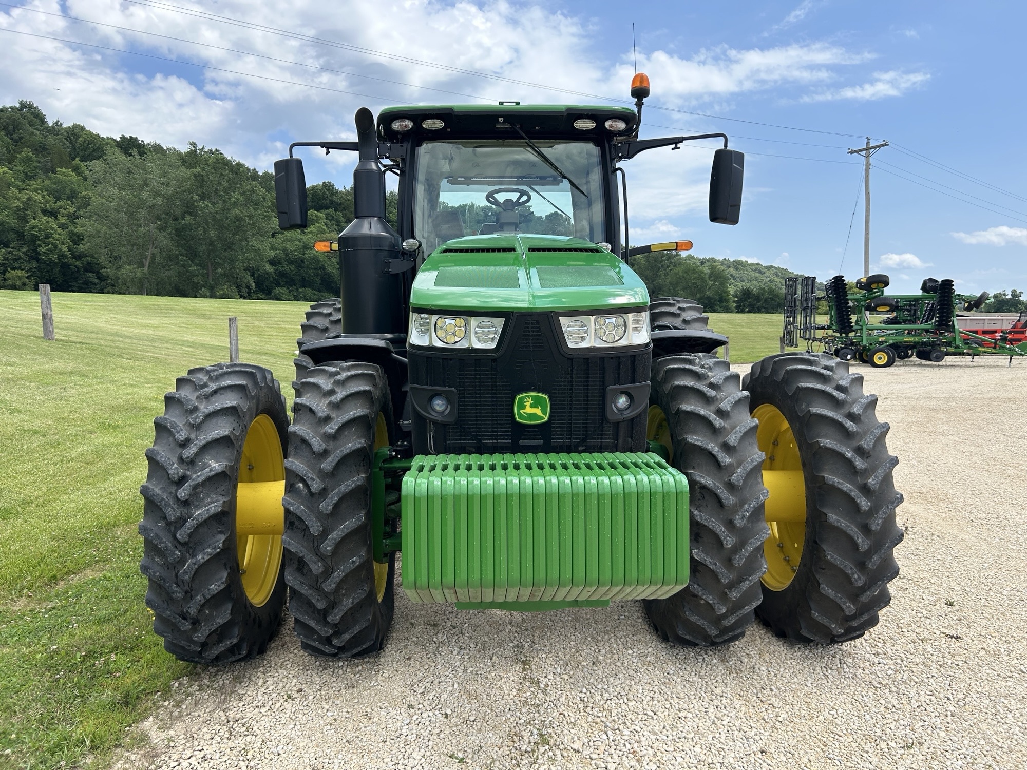 2017 John Deere 8370R Image 3