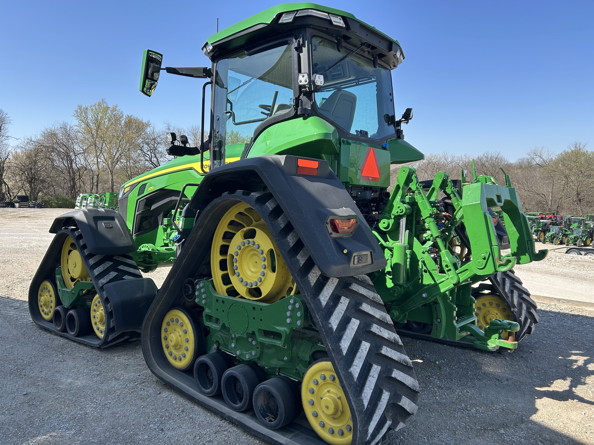  2023 John Deere 8RX 370 at Heritage Tractor in Topeka, KS