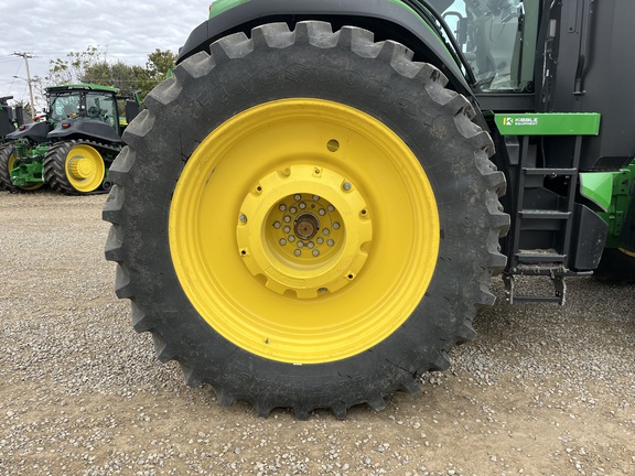 2024 John Deere 8R 310 - Photo17