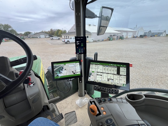 2024 John Deere 8R 310 - Photo39